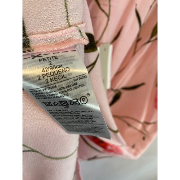 NWT Banana Republic Ecovero Pink Floral Dress Size 2P - Picture 6 of 8